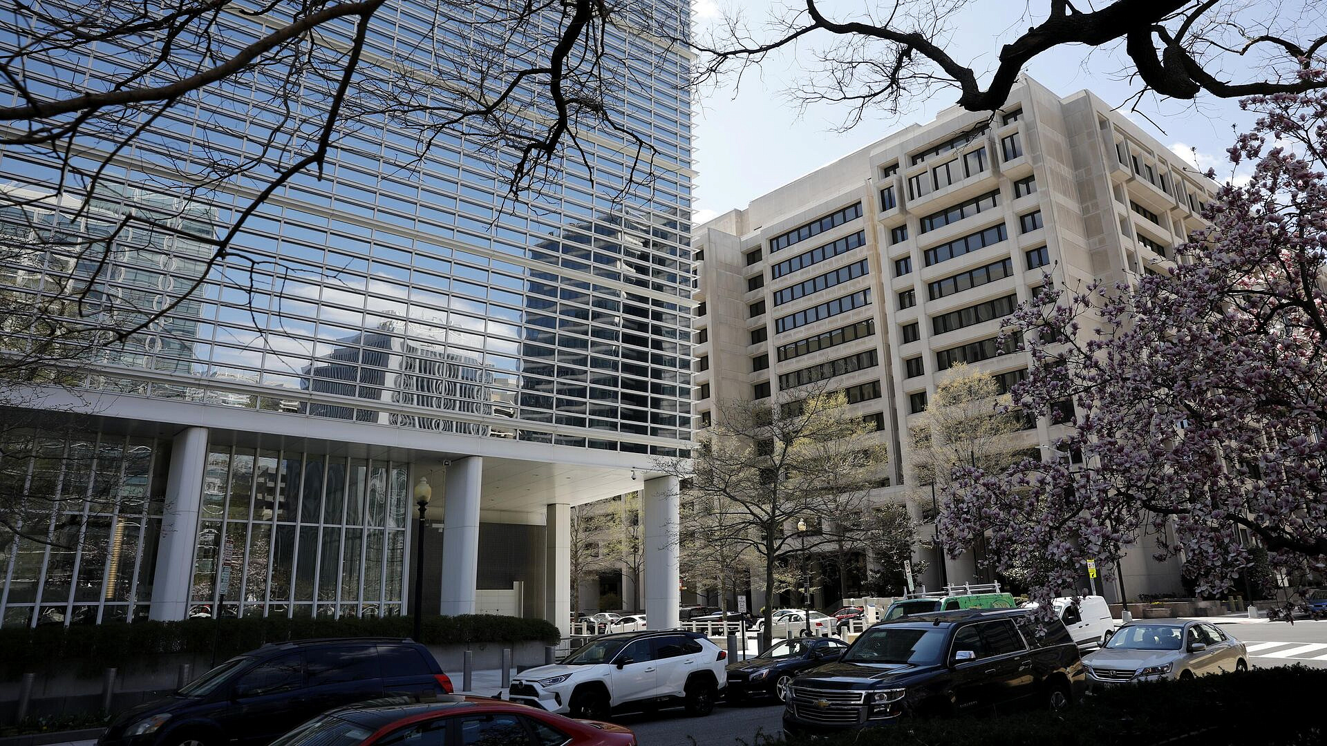 ������� ������� 432 �������� �������� �� ���������� �����