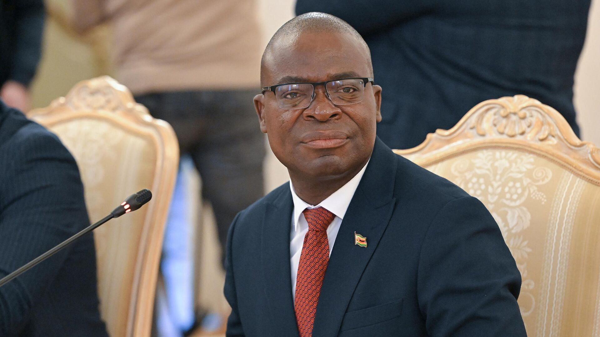 ����� ��� �������� ��������� � �������������� ����� ������� � �������