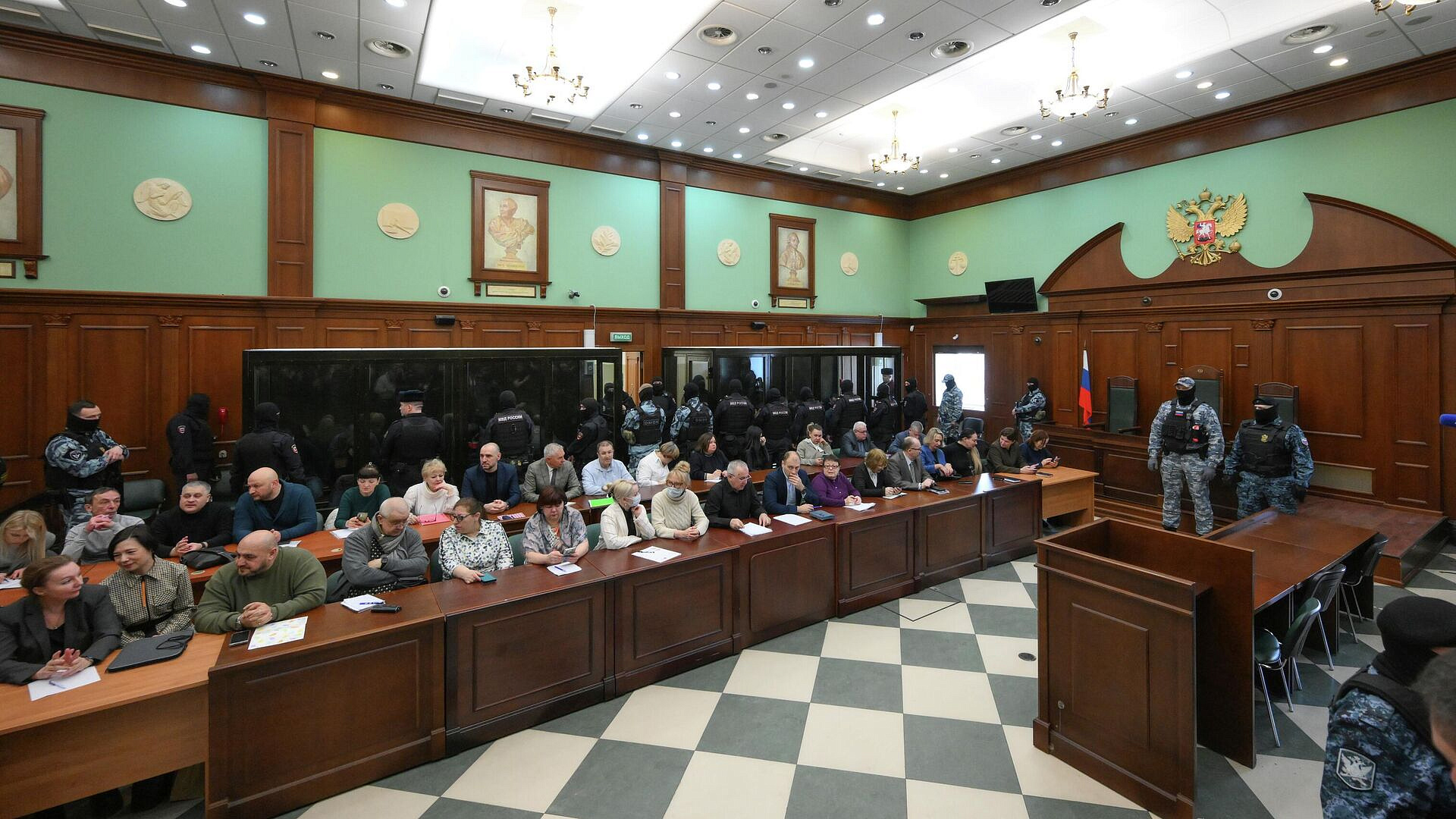 СК взаимодействует со странами для поимки причастных к теракту в "Крокусе"