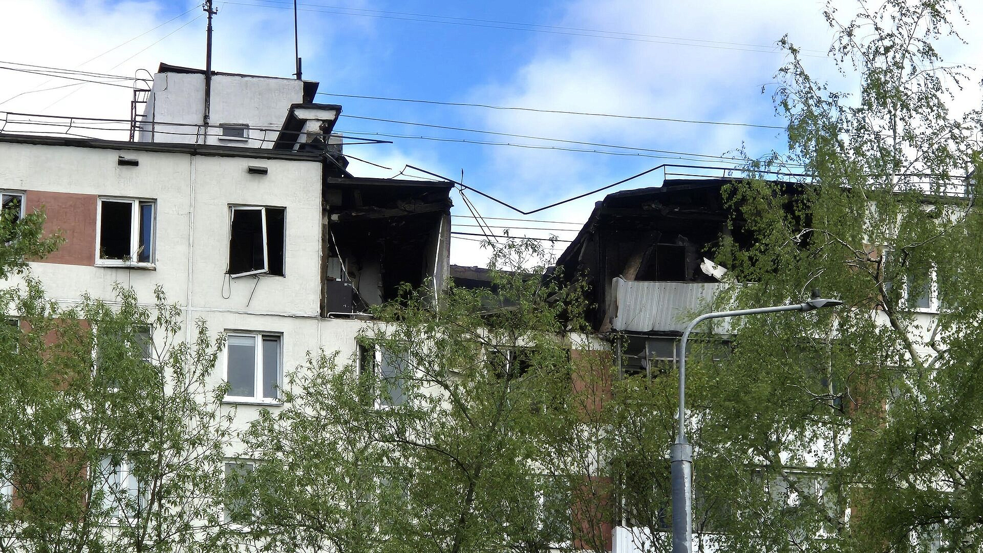 После пожара на юго-западе Москвы взяли пробы воздуха 