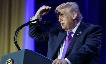 Однопартийцы Трампа критикуют президента за расистское видео с Обамой