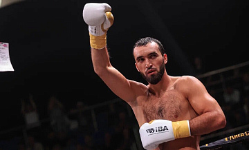Гаджимагомедов поборется за третье золото чемпионата мира по боксу