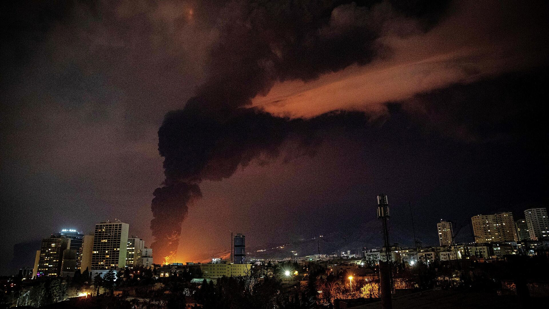 "Катастрофа". Произошедшее в Тегеране вызвало панику на Западе