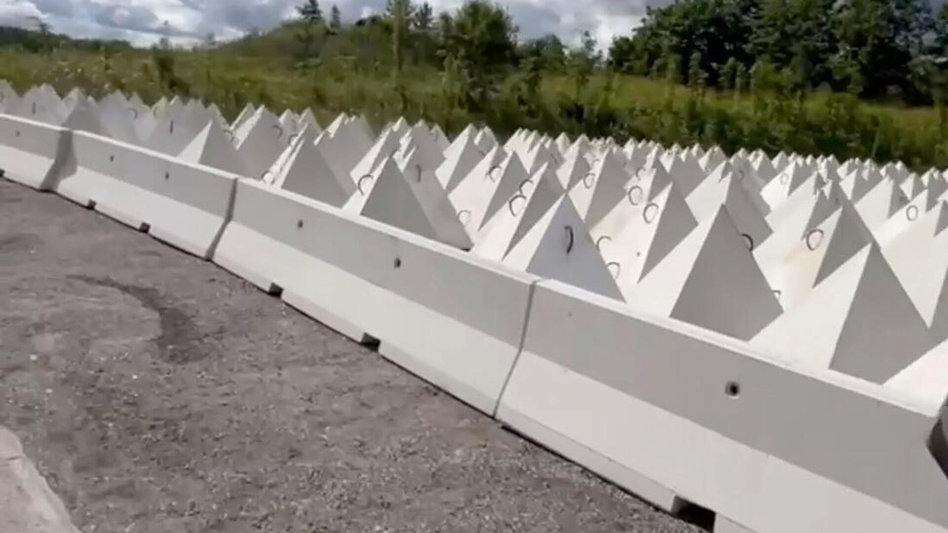 В подконтрольной ВСУ части ДНР нашли свалку из "зубов дракона"