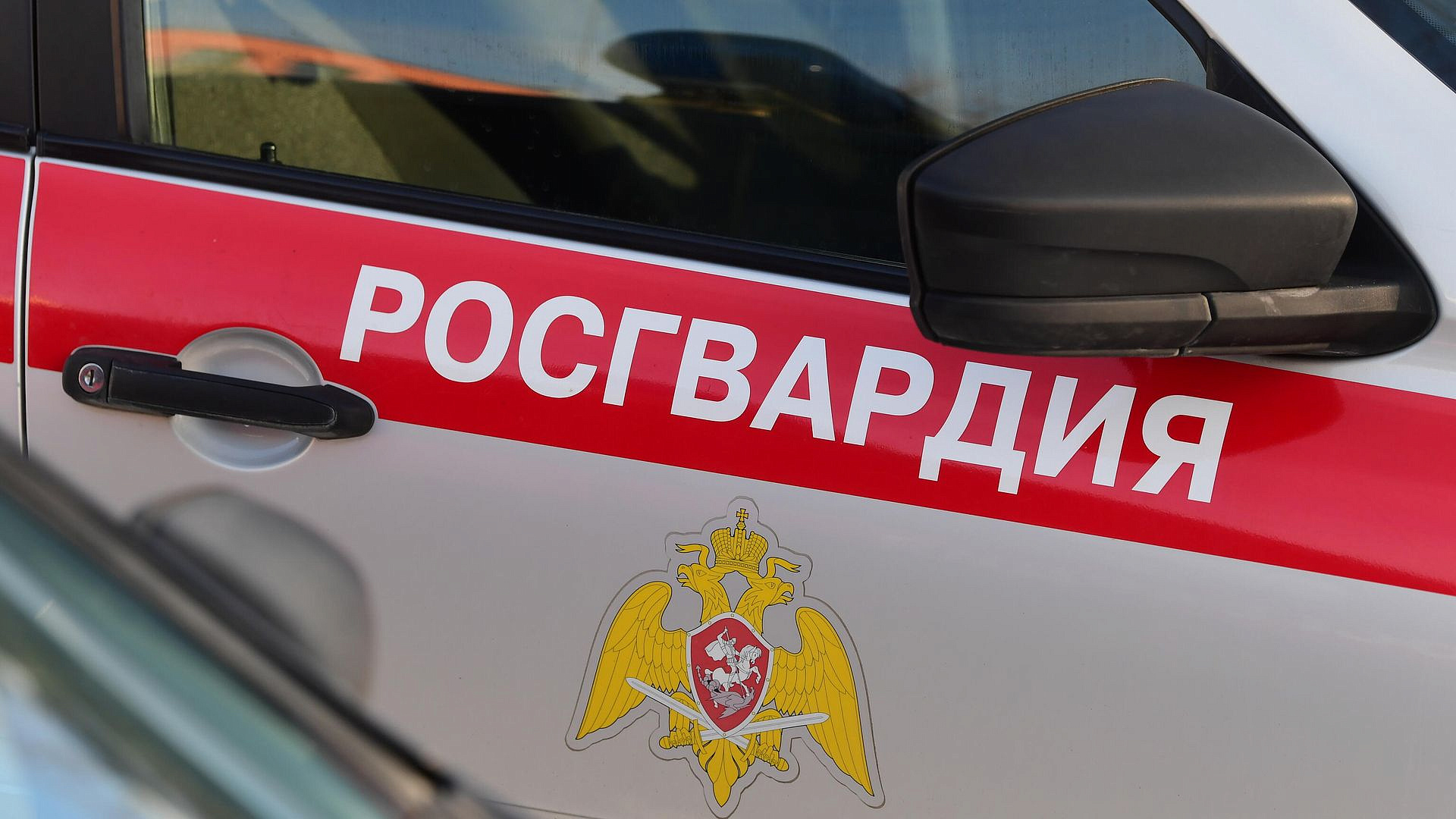 В Подмосковье мужчина несколько раз ударил ножом посетителя офиса УК