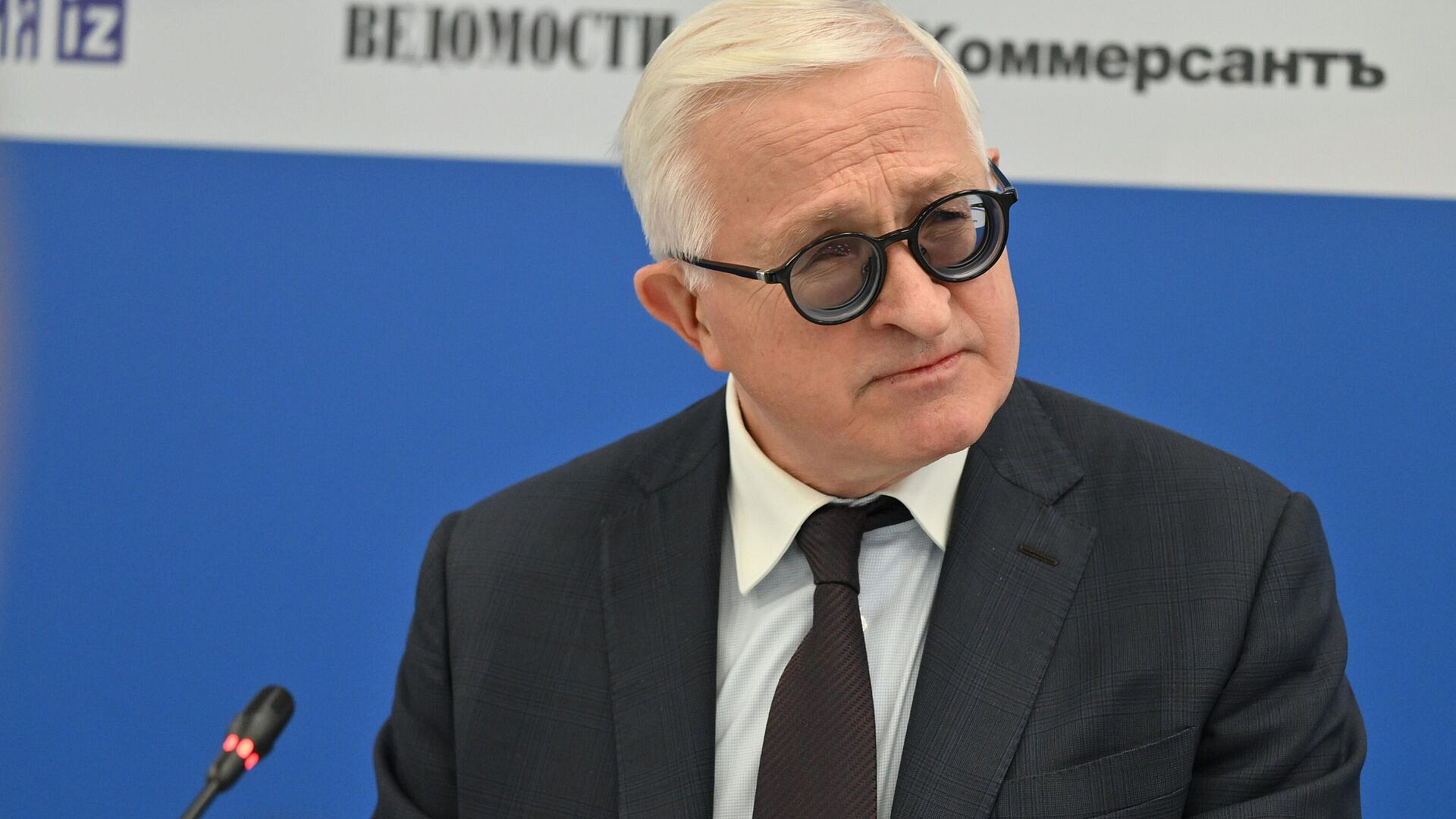 ����� ������ ��������� ���� �� �������� "����������" ������������ 