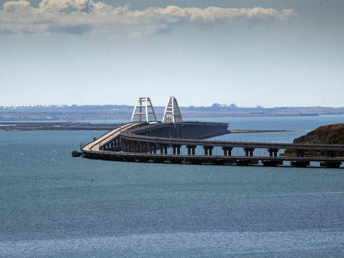 Опоры Крымского моста остаются в норме