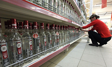 В России снизились продажи водки