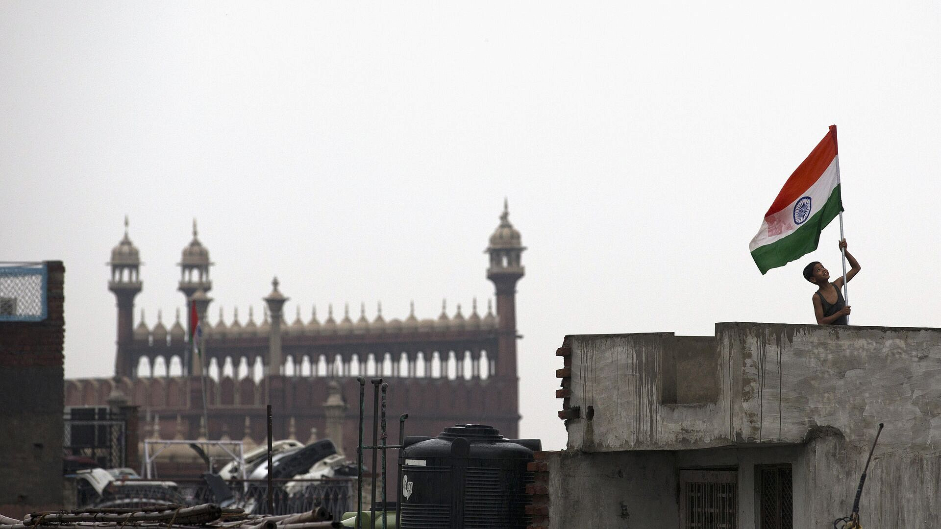 Минобороны Индии отменило контракты на поставку 400 беспилотников