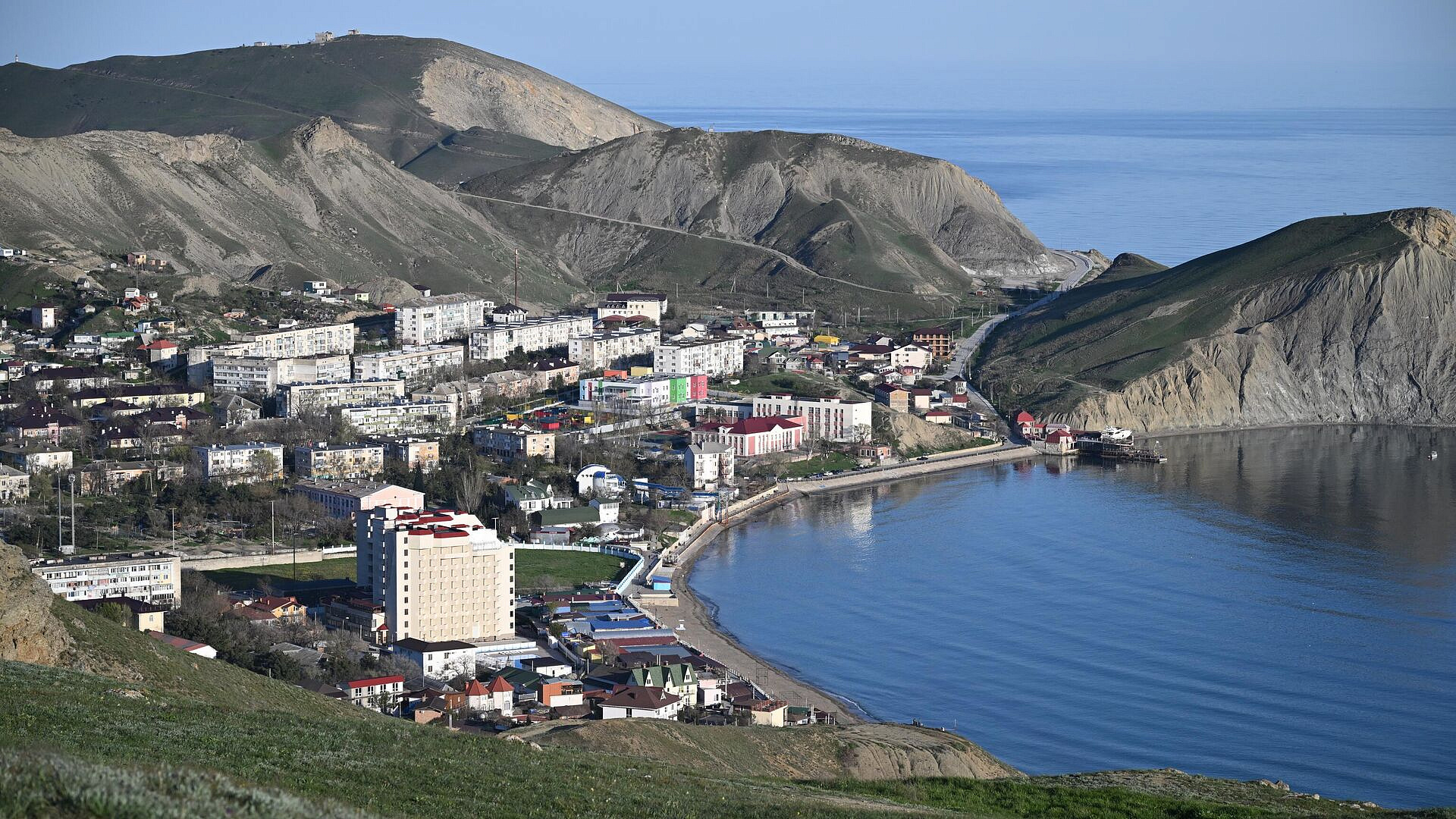 В Крыму зафиксировали массовые вбросы врага с призывами уезжать