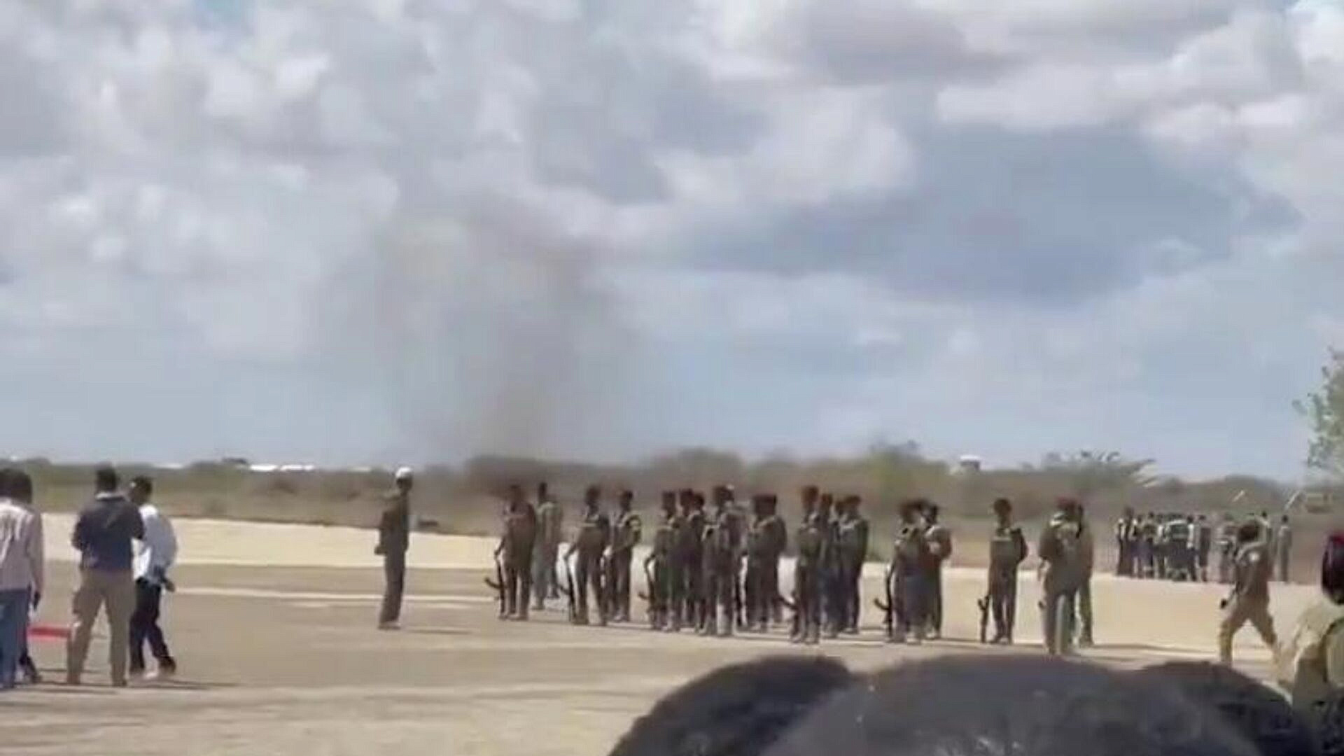 В Сомали обстреляли аэропорт, где приземлялся самолет президента, пишут СМИ