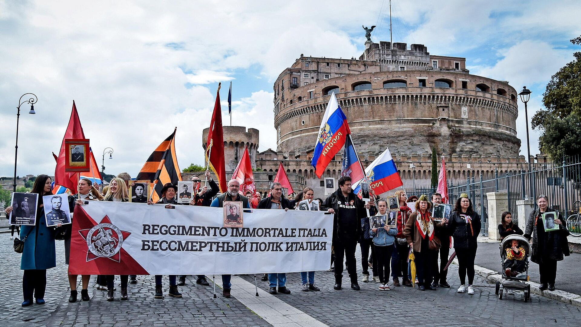 Участница "Бессмертного полка" рассказала о давлении Украины на Италию