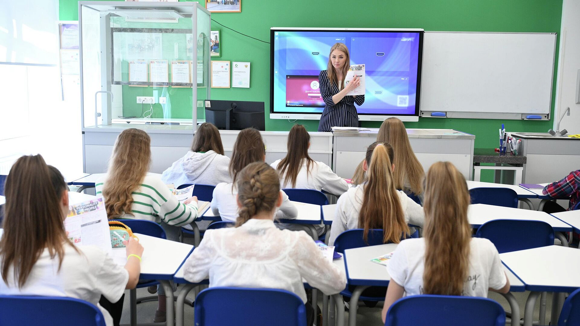 Минпросвещение назвало критерии оценки поведения школьников