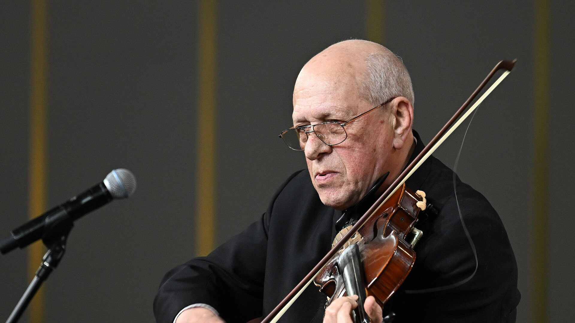 Путин наградил орденом худрука Петербургской филармонии джазовой музыки