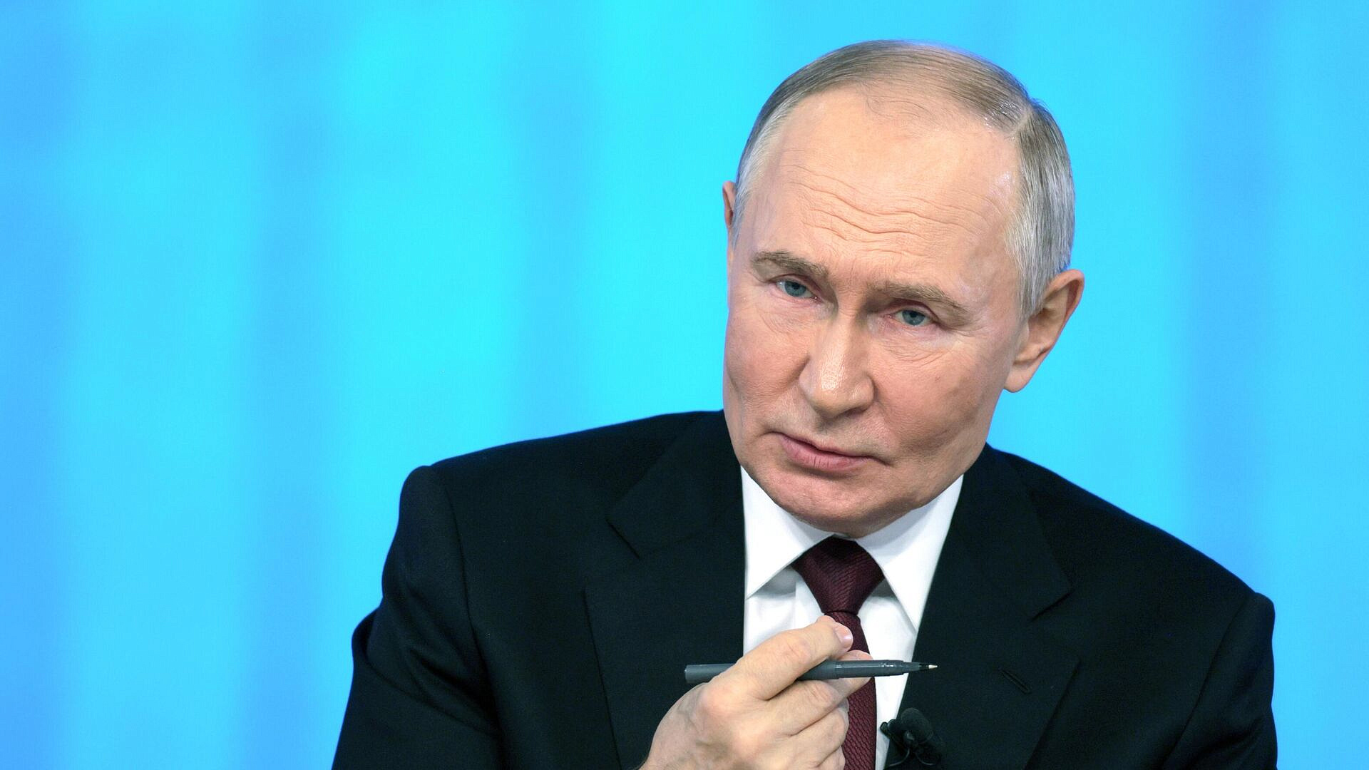 Путин обсудит дополнительные возможности поддержки ветеранов СВО