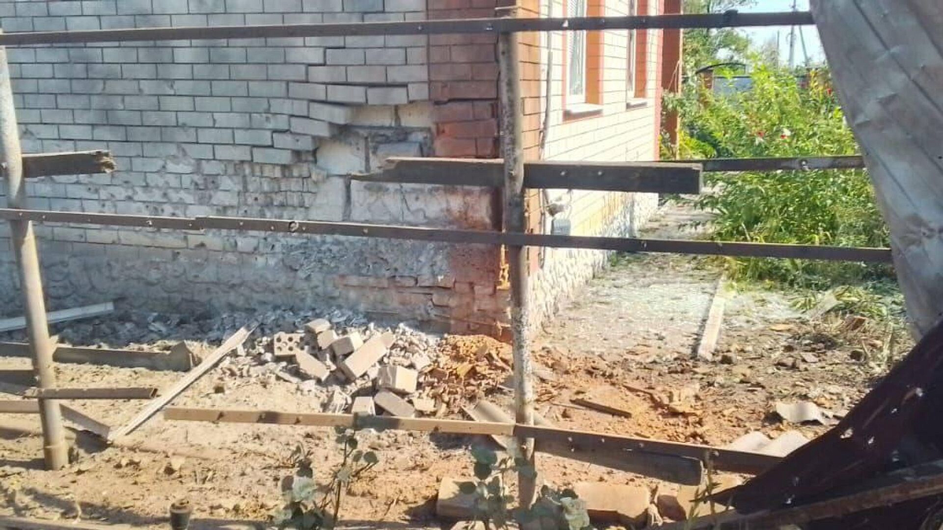 ВСУ ведут обстрел села Козинка в Белгородской области