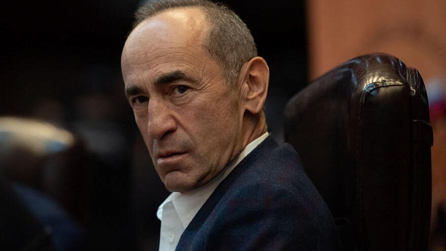 Экс-глава Армении назвал ухудшение отношений с Россией авантюрой