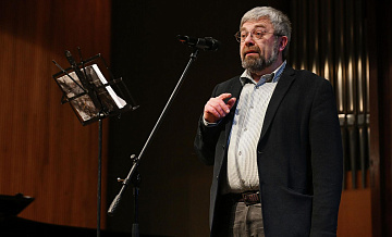 Максим Амелин стал победителем турнира поэтов в Сочи