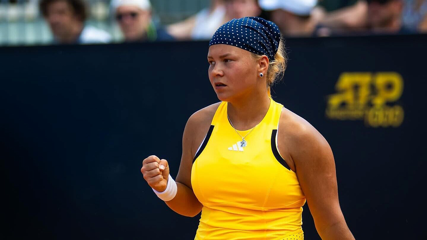 Шнайдер не смогла выйти во второй круг турнира в Дохе