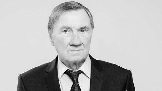 Умер главный дирижер ансамбля "Березка" Леонид Смирнов