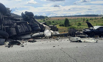 В ДТП с двумя грузовиками под Нижним Новгородом погиб человек