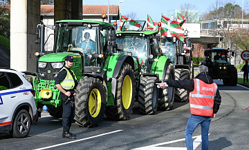 Движение между Францией и Испанией нарушено из-за протестов фермеров