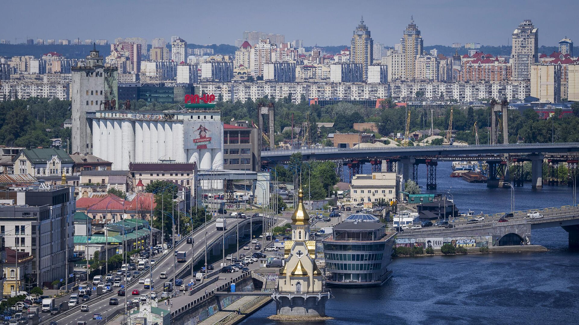 �� ������� ������ ������� �� ������� � ��������� � ����� � ����������