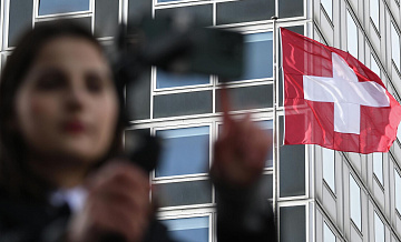 Власти Швейцарии обеспокоены расходами на украинских беженцев, заявил посол
