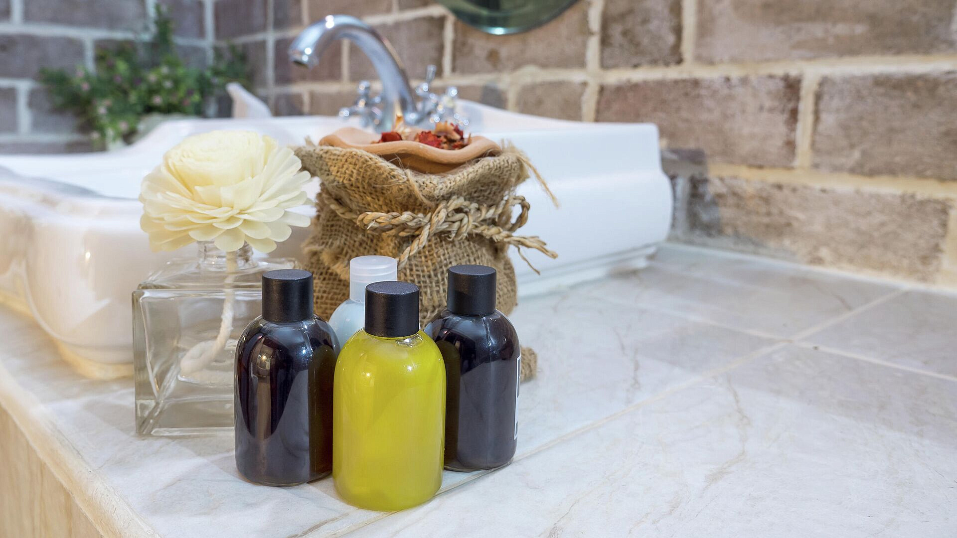 Врач посоветовал мужчинам отказаться от средств "3-в-1"