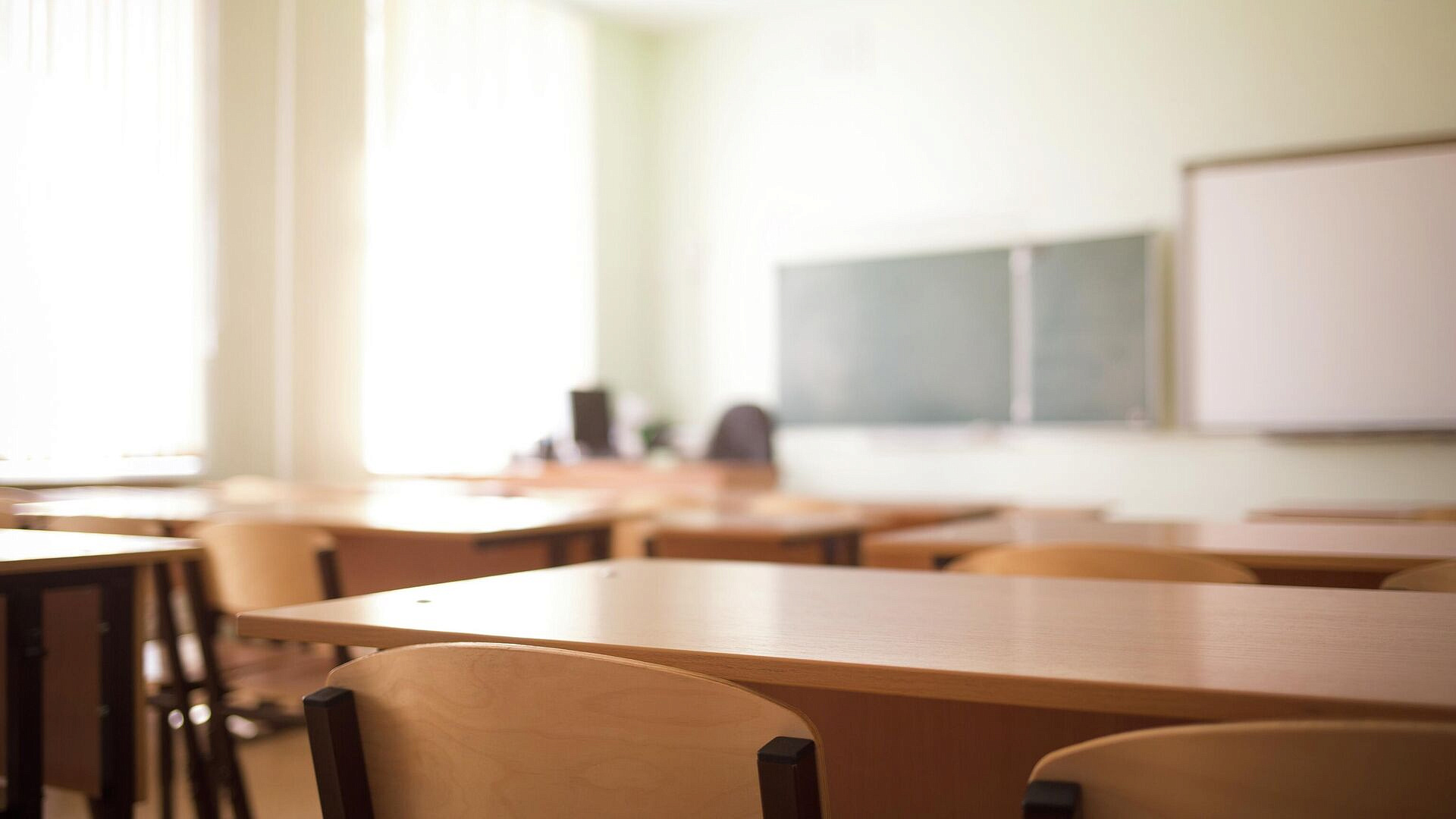 В екатеринбургской школе нашли тело учительницы