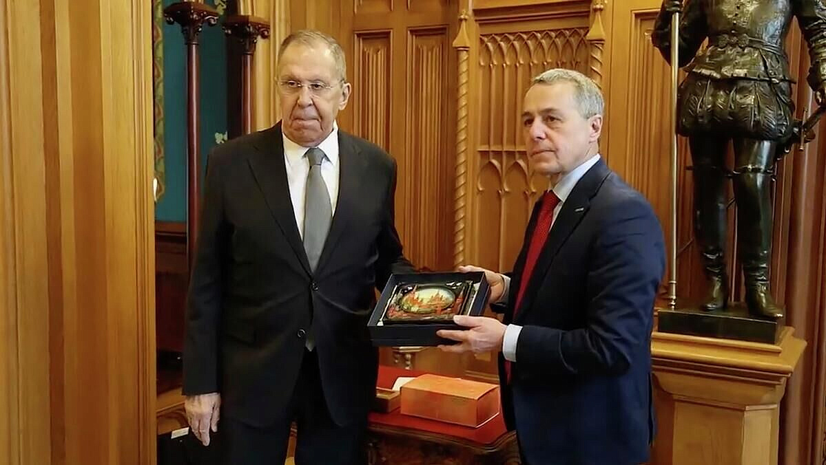 Лавров получил в подарок от председателя ОБСЕ музыкальную шкатулку