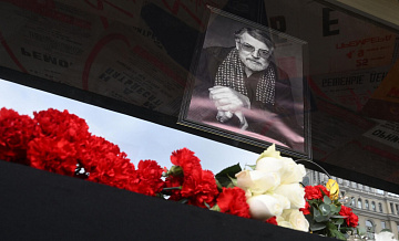 Прощание с Александром Ширвиндтом перенесли на час