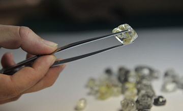 Индия нарастила закупки российских алмазов до максимума с прошлого года