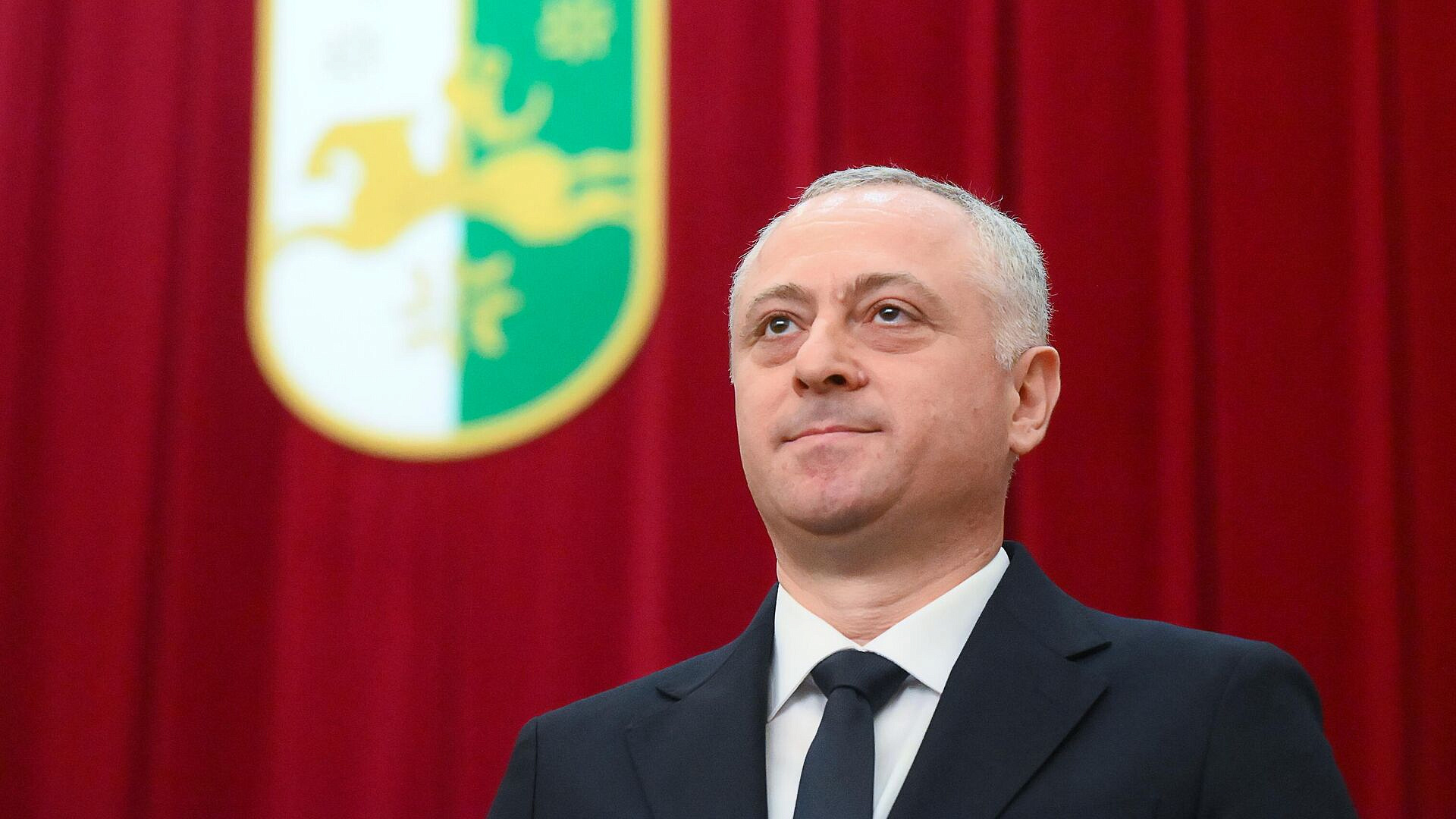 Президент Абхазии ответил на вопрос о встрече с Путиным на ПМЭФ