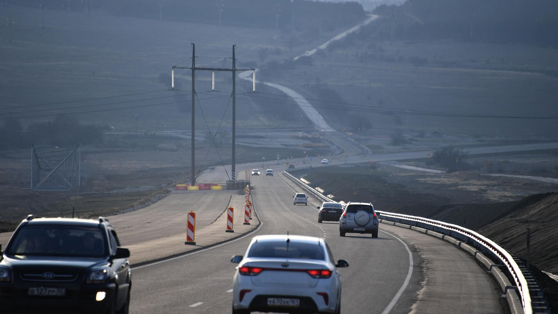 Схему движения автобусов по трассе "Таврида" в районе Феодосии изменили