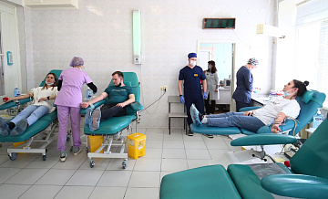 Более четырех тысяч москвичей пришли сдать кровь для пострадавших в теракте