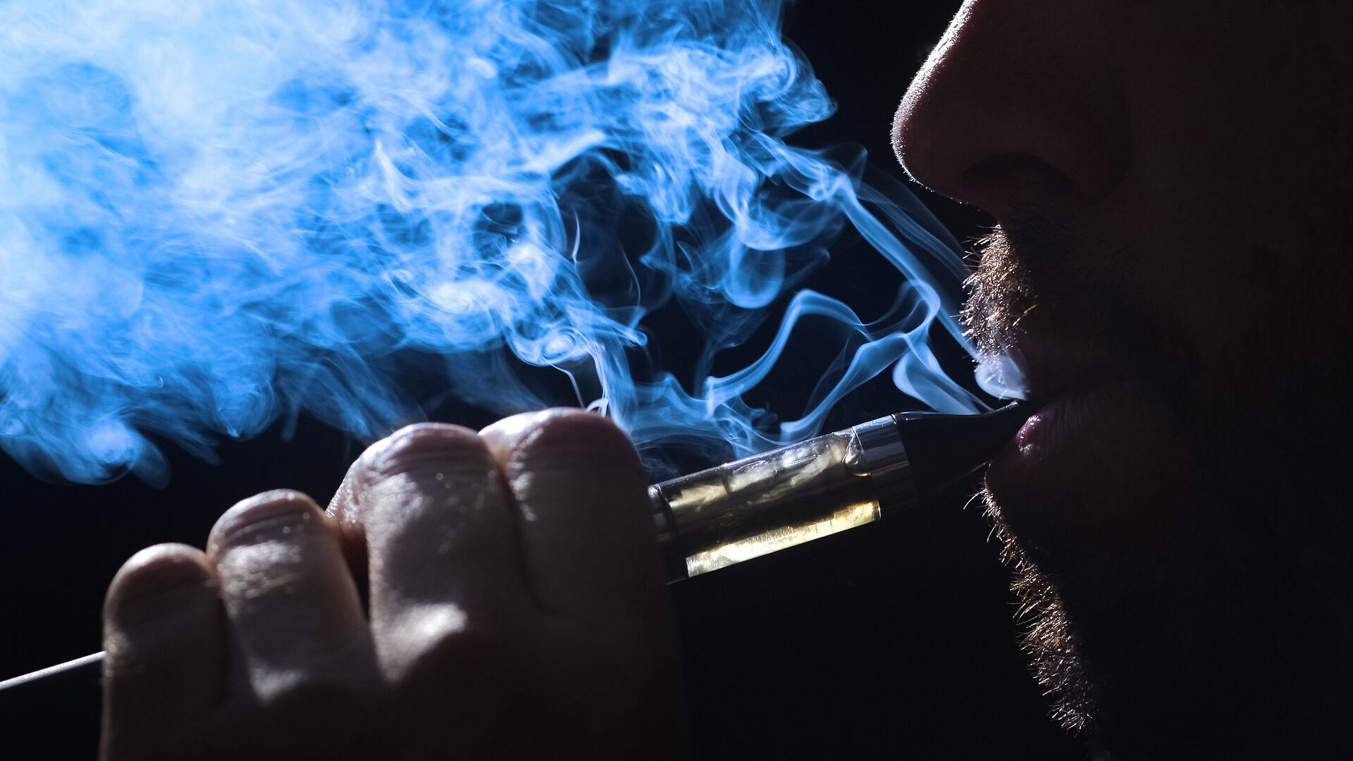 В Пензенской области приняли закон о запрете вейпов