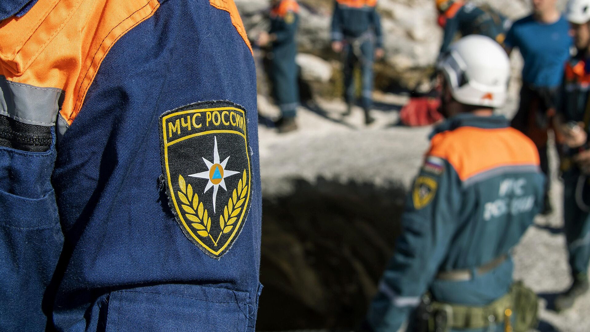 В Крыму рядом с железной дорогой обезвредили несколько мин