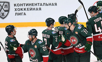 Шайба Барабанова помогла "Ак Барсу" обыграть "Трактор"