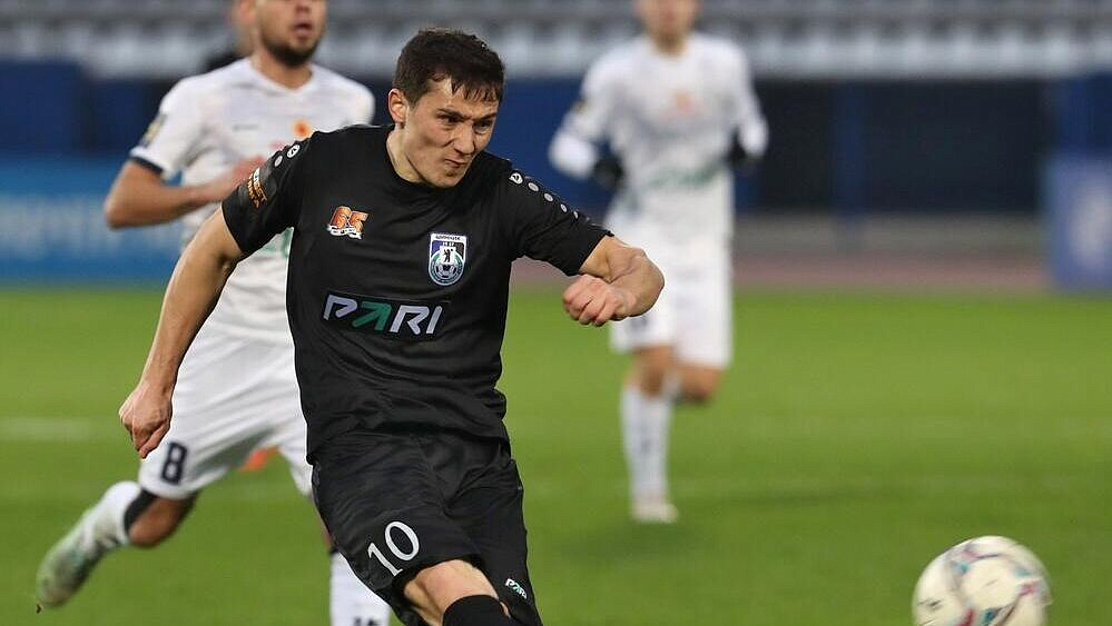 Гол Гонгапшева принес "Шиннику" победу над "Уфой"