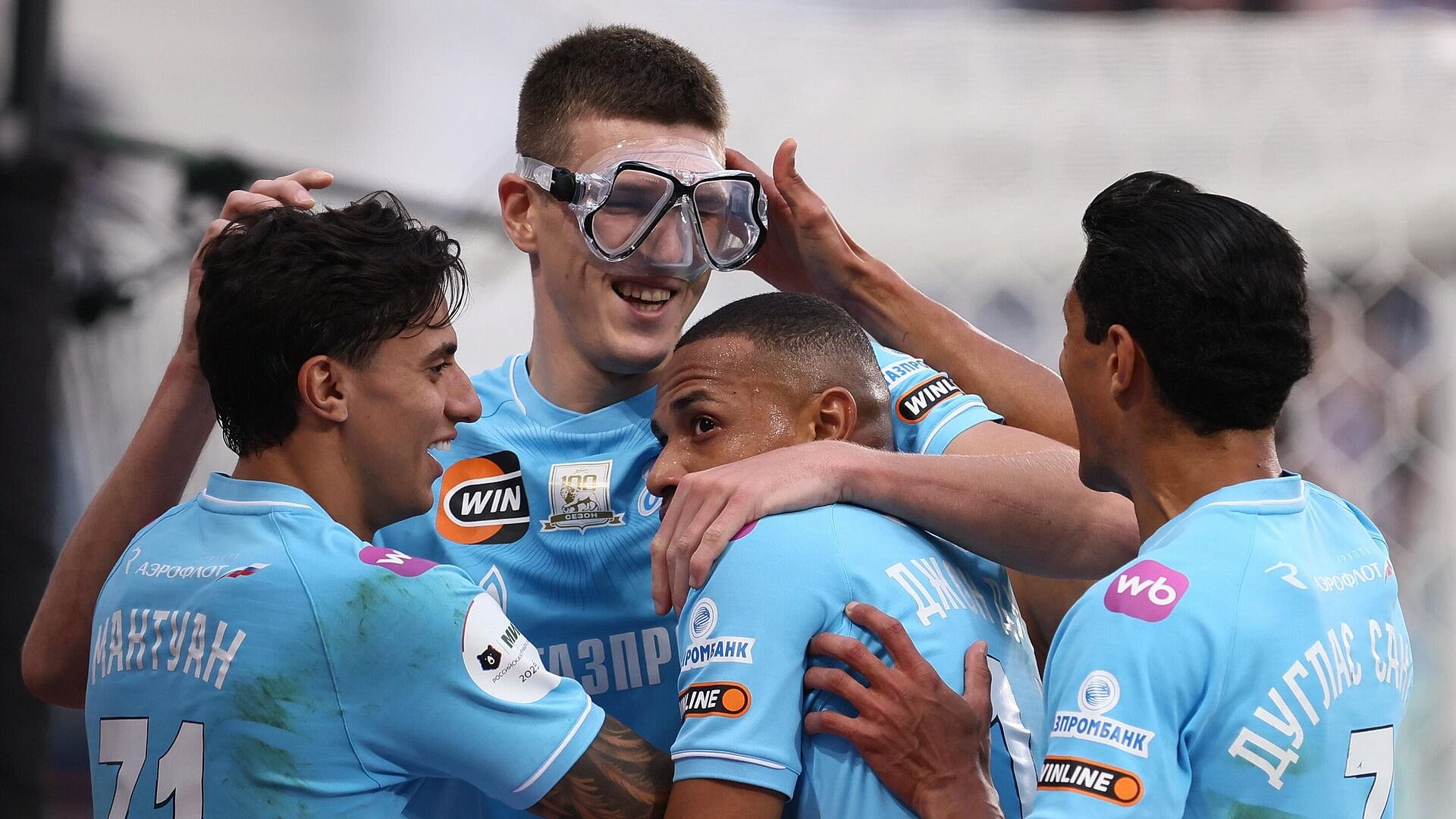 "Спартак" дал бой в Питере, но проиграл. "Зенит" забил с двух пенальти  