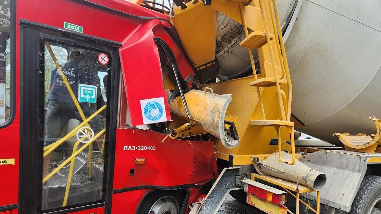 Под Краснодаром семь человек пострадали в ДТП