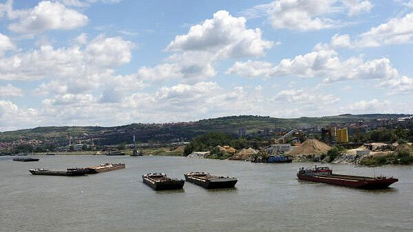 Грузовые суда практически не ходят по австрийской части Дуная