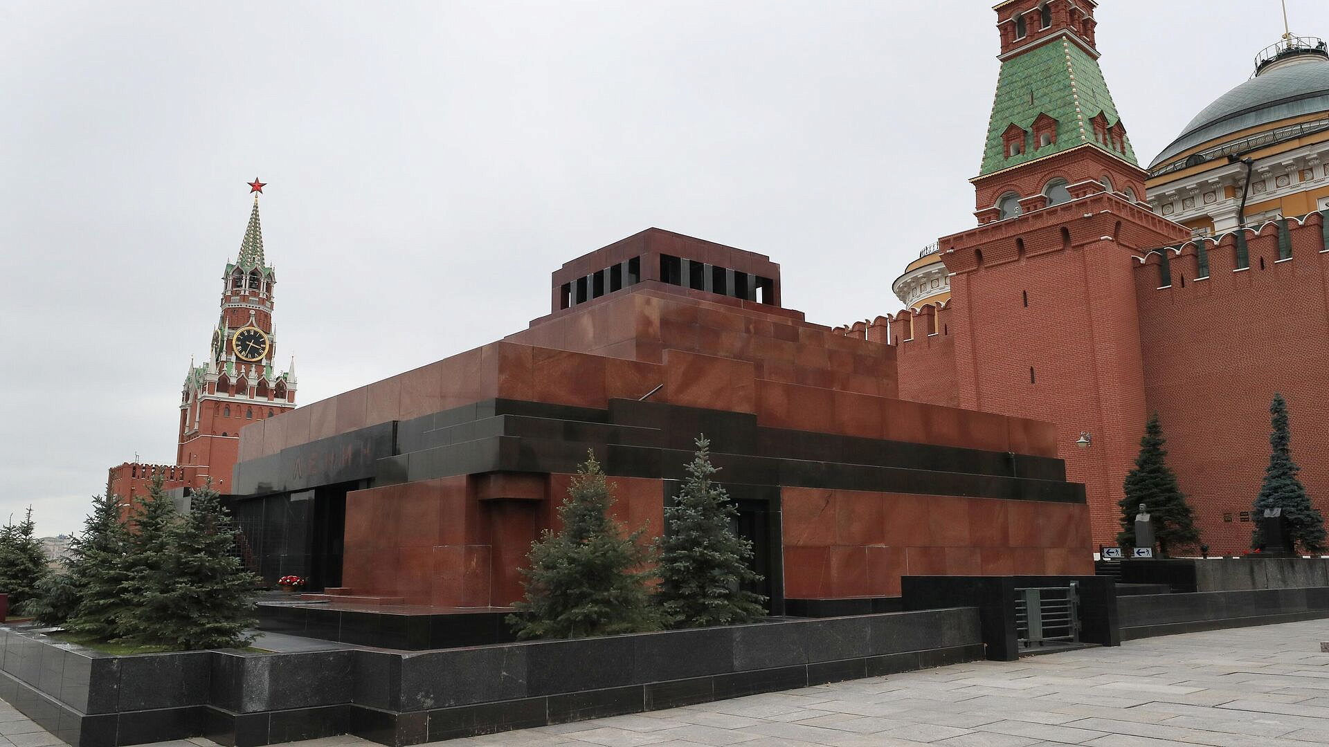 Допуск в мавзолей Ленина закроют с 23 апреля по 17 мая