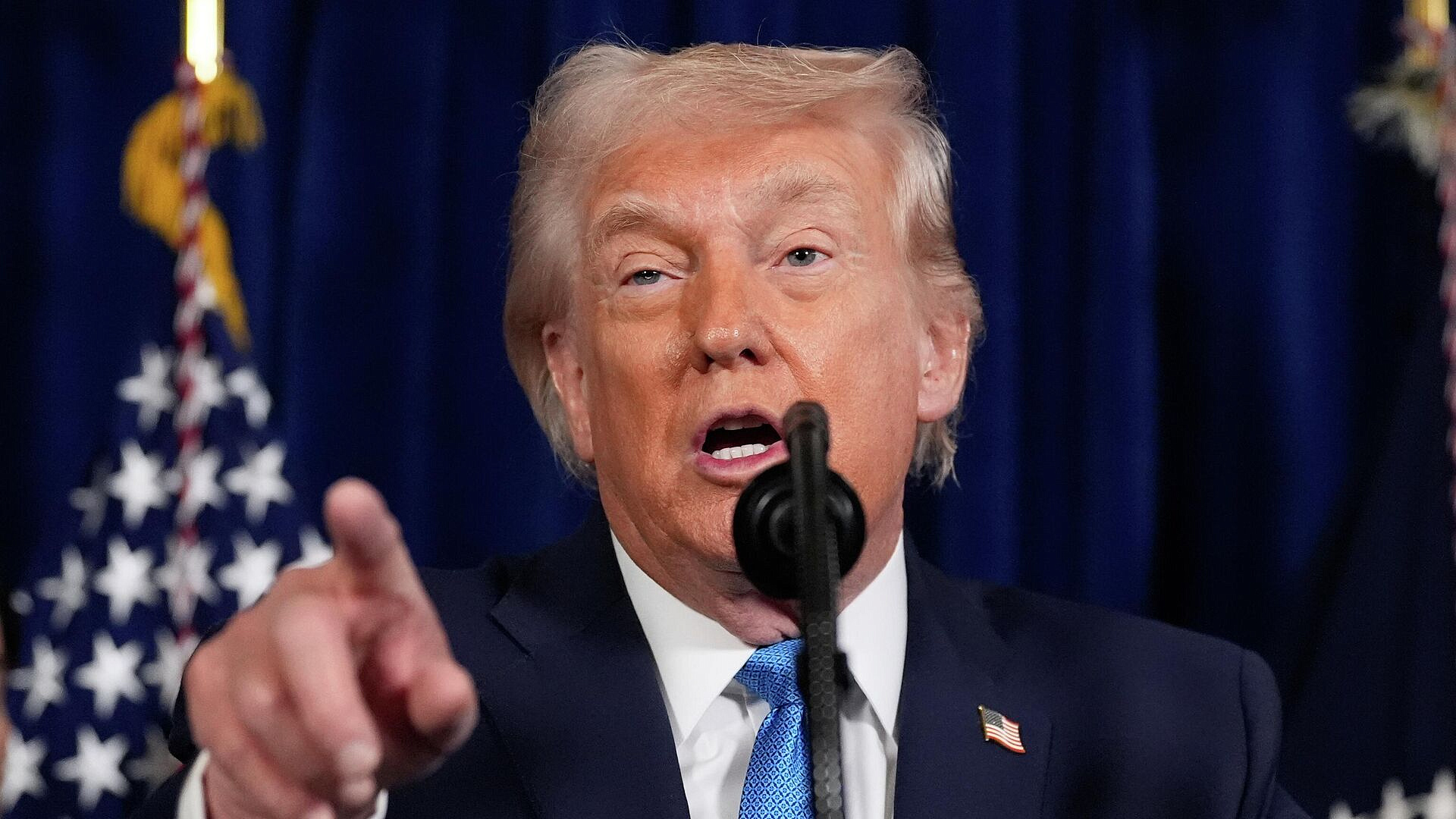 Трамп сообщил, что не хочет повторения в Иране сценария с Ираком