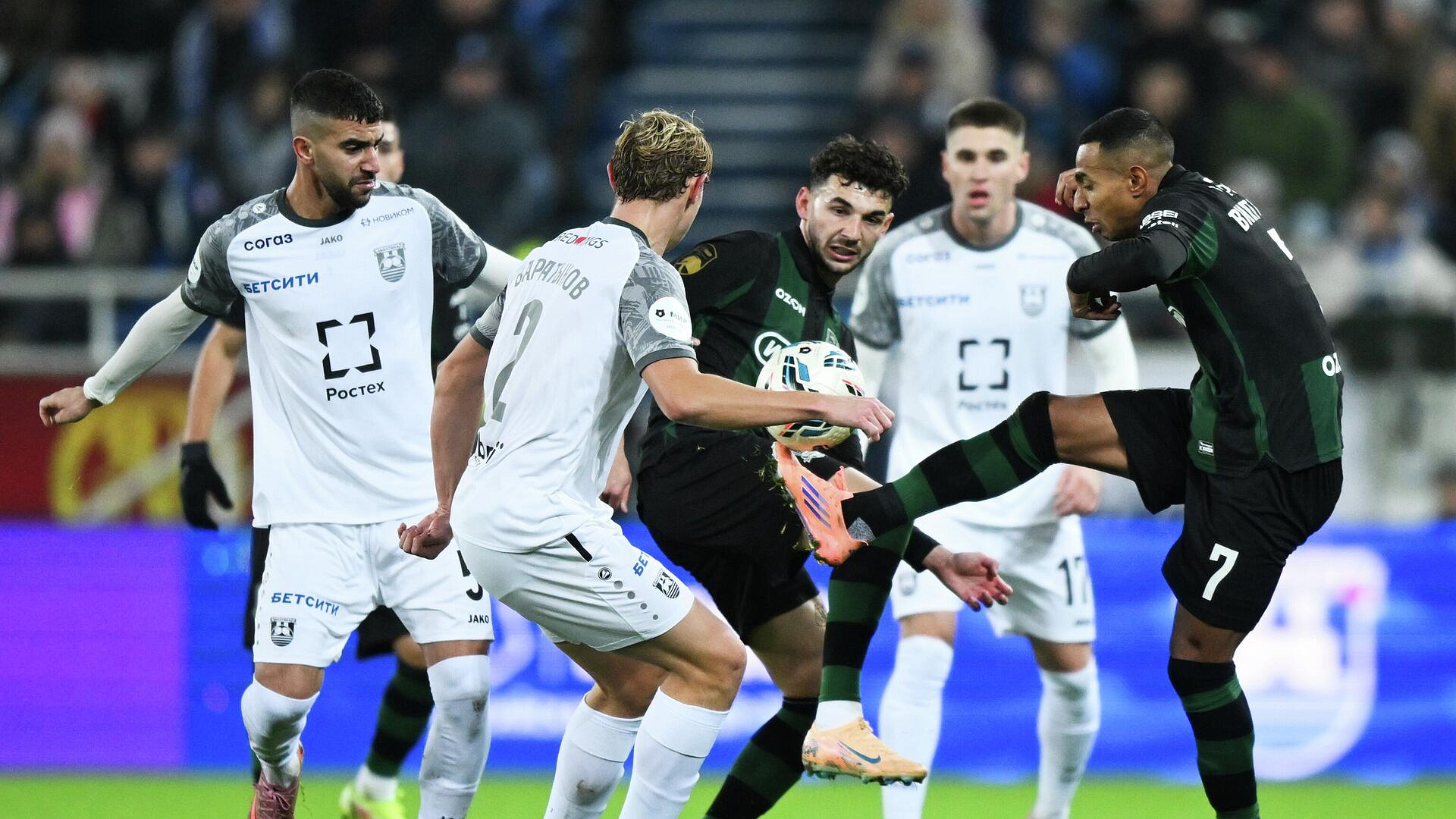 "Балтика" обыграла лидера Первой лиги "Факел" в товарищеском матче