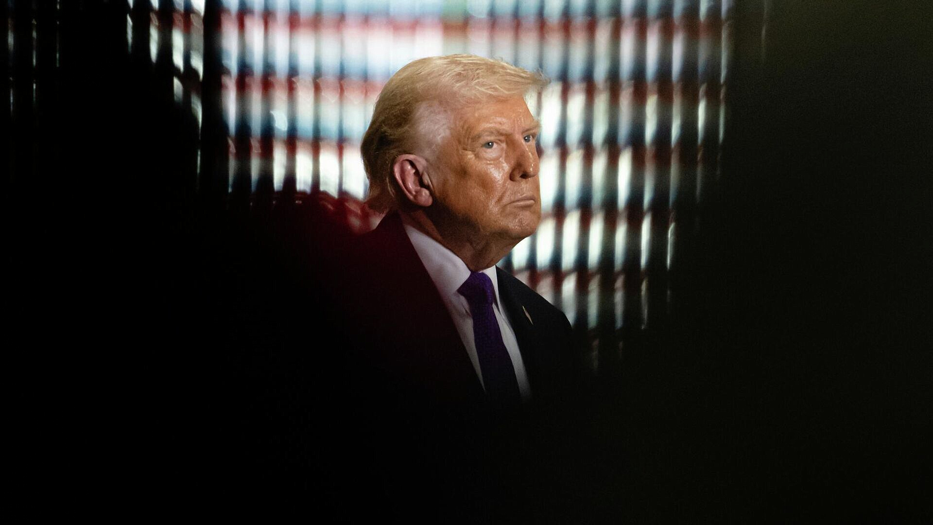 Бессент прокомментировал угрозу Трампа атаковать иранские электростанции