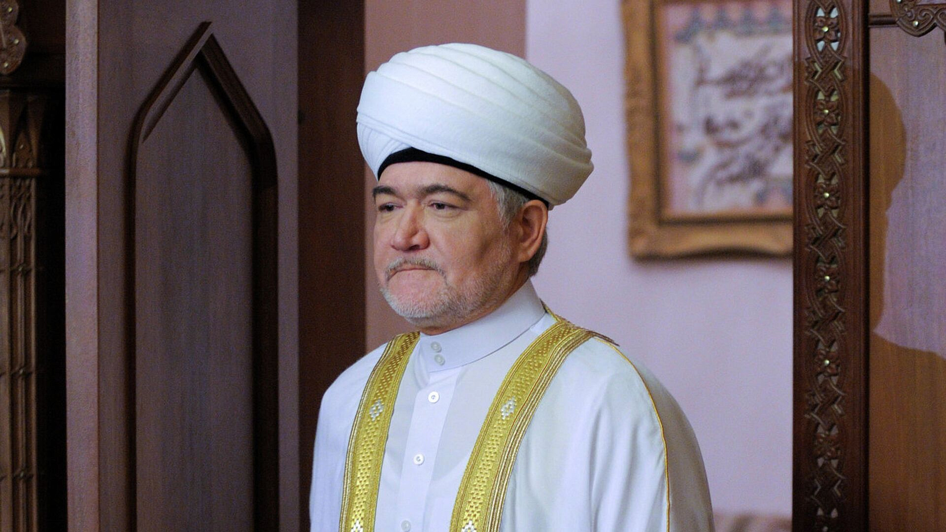 Российские муфтии поздравили женщин с 8 Марта