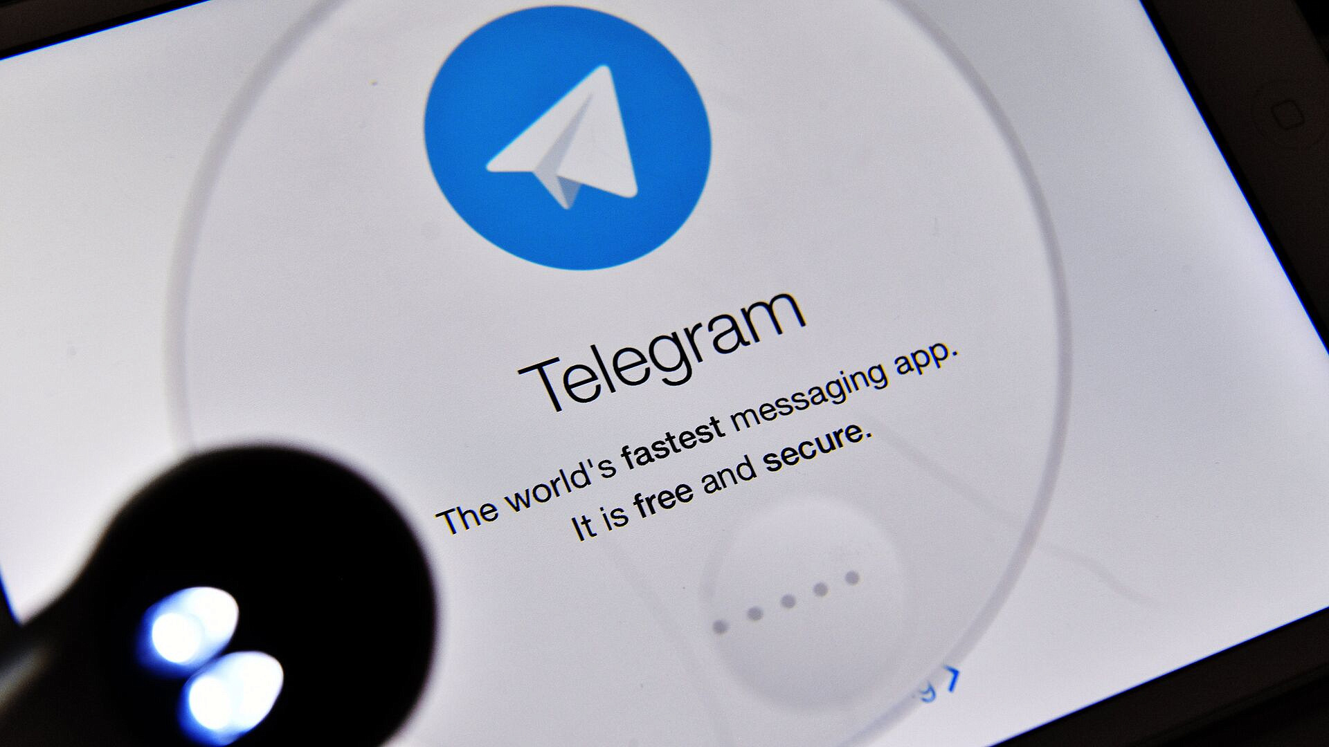 Роскомнадзор опроверг сообщения о новых ограничениях к Telegram