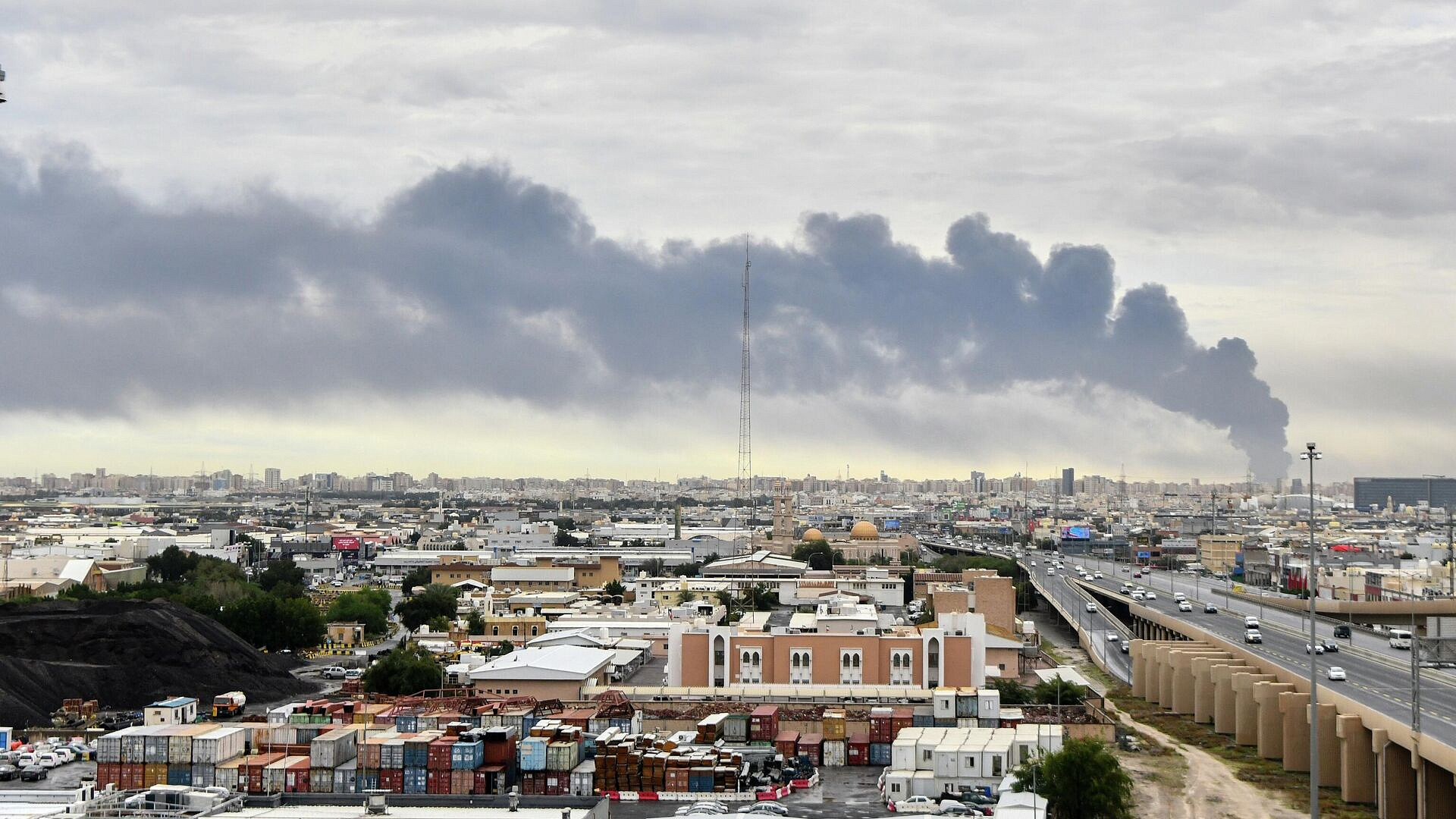 В Кувейте рассказали о последствиях атаки БПЛА на аэропорт Эль-Кувейта